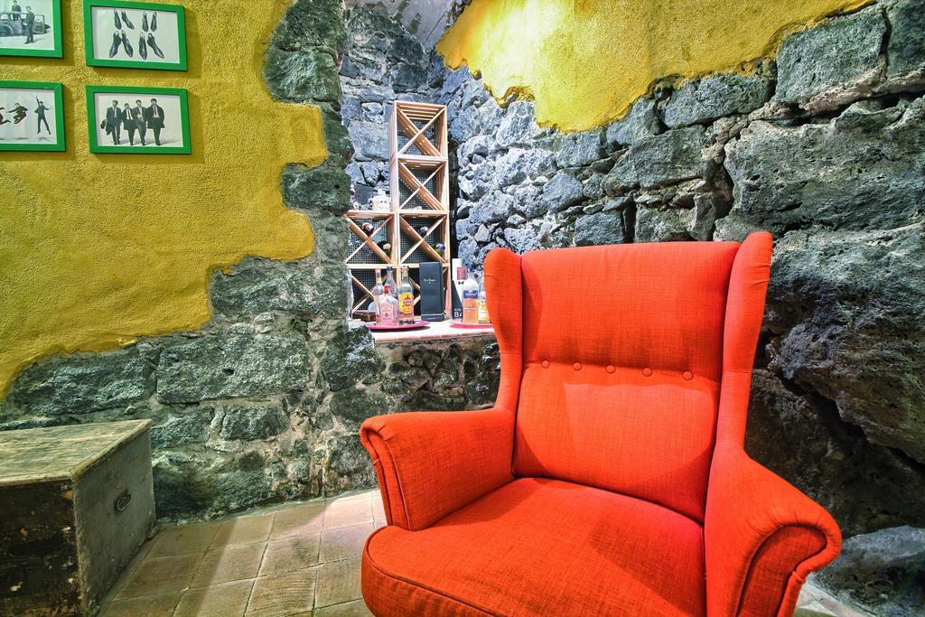 La Tavernetta Santa Venerina Esterno foto